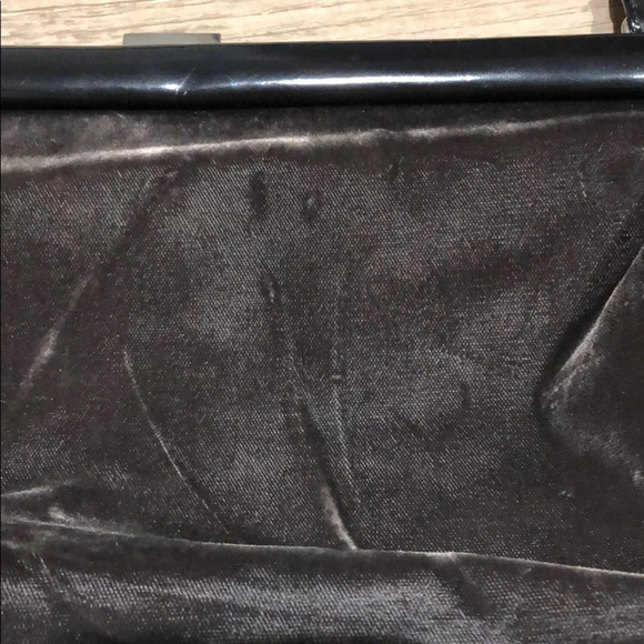 Timeless Dolce & Gabbana Brown Suede Bag - Picture 3 of 7